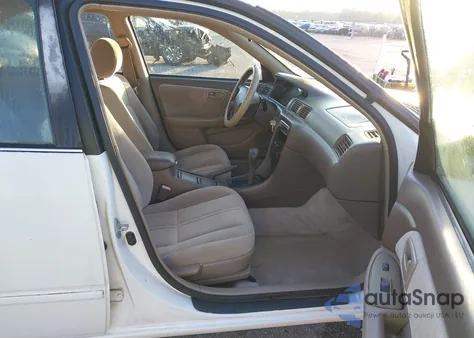 1998 Toyota Camry Ce из США, поврежденный, VIN 4T1BG22K5WU384515